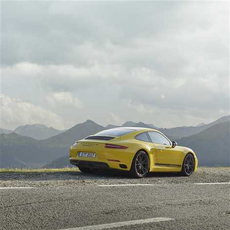 Porsche 911 Carrera T – mniej znaczy więcej
