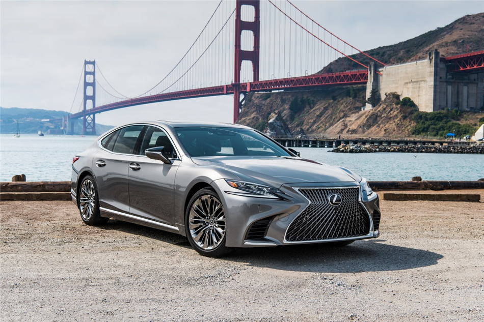 Więcej szczegółów na temat napędu nowego Lexusa LS