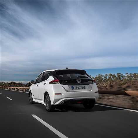 Nissan Leaf w czołówce aut elektrycznych na świecie