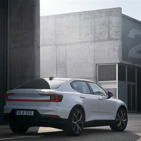 Volvo prezentuje konkurenta Tesli 3. Oto Polestar 2