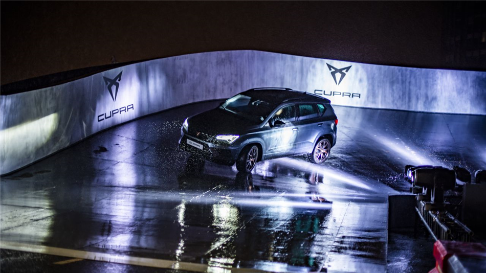 Cupra zorganizowała nietypowy wyścig