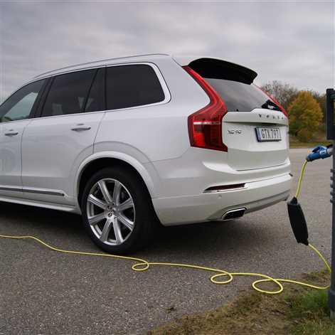 Volvo zapowiada seryjną produkcję samochodów elektrycznych
