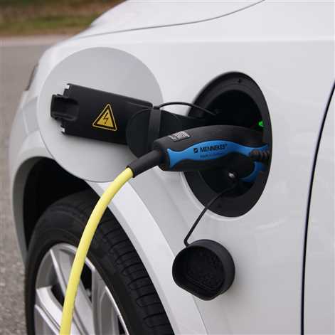 Volvo zapowiada seryjną produkcję samochodów elektrycznych