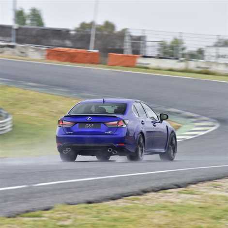 Lexus GS F: technika w służbie człowieka