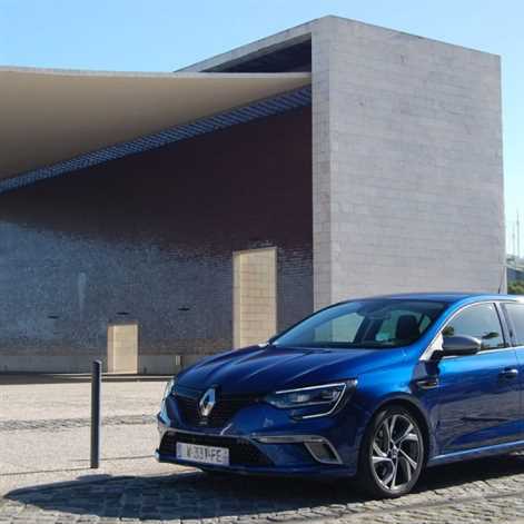 [TEST / PIERWSZA JAZDA] Renault Megane GT: lubi zakręty, kusi gadżetami