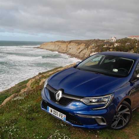 [TEST / PIERWSZA JAZDA] Renault Megane GT: lubi zakręty, kusi gadżetami