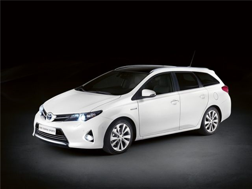 Toyota najlepsza w rankingu Best Global Green Brands 2013