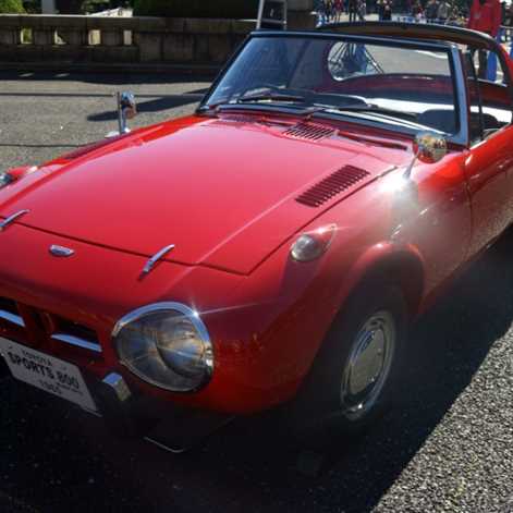 Zabytkowe perły na Classic Car Festival w Tokio