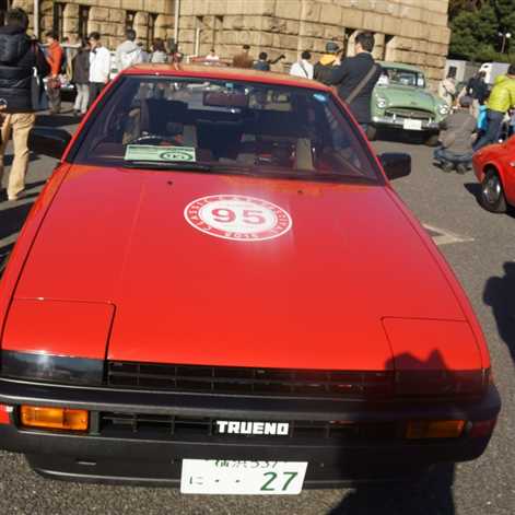 Zabytkowe perły na Classic Car Festival w Tokio