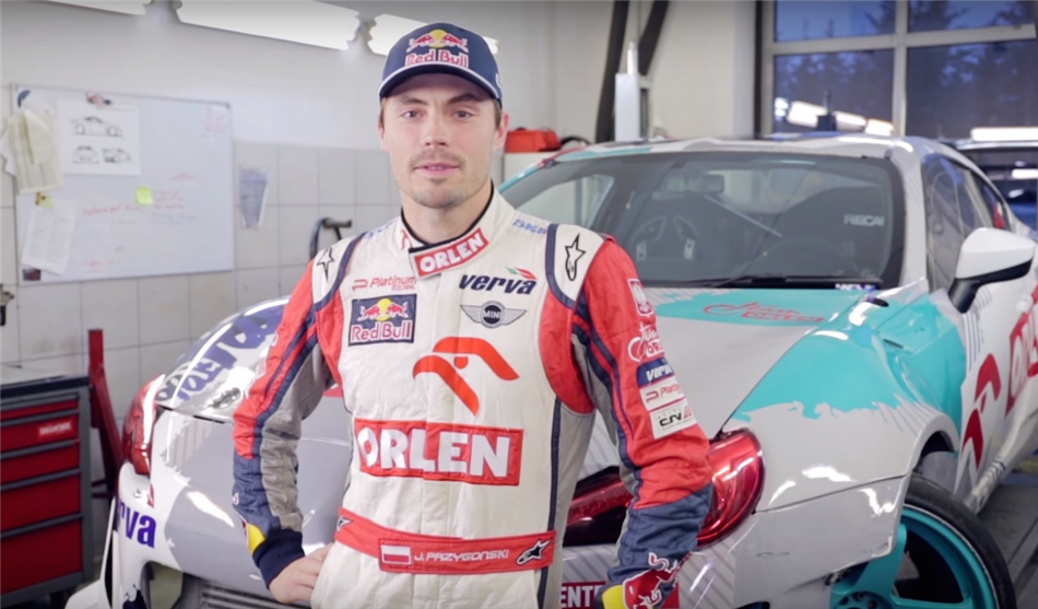 [WIDEO] Driftuj z Kubą Przygońskim i WOŚP