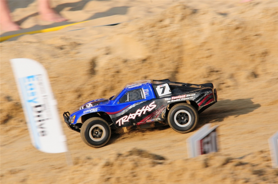 Rajd Dakar w Toruniu: mała skala, ale wielkie emocje