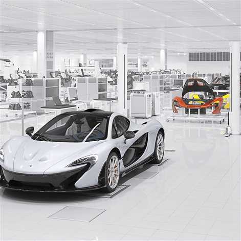 Mclaren i jego produkcyjny P1