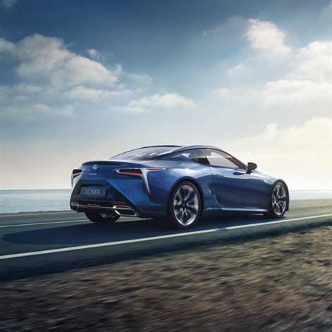 Genewa 2016: LC 500h - mocne, hybrydowe coupe