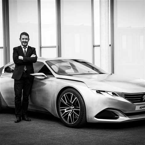 Peugeot Exalt - drapieżny niczym Lew