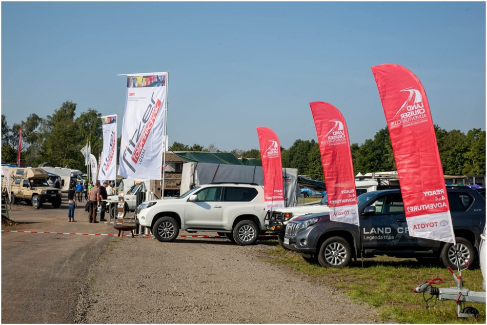 Rozpoczął się największy w Europie zlot fanów Land Cruiserów
