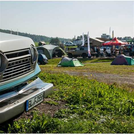Rozpoczął się największy w Europie zlot fanów Land Cruiserów