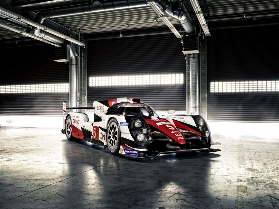  Toyota TS050 Hybrid – nowy samochód, nowe wyzwanie dla TOYOTA GAZOO Racing 