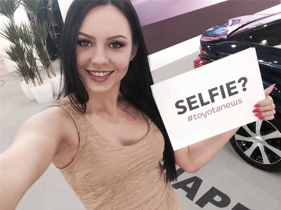 Poznań Motor Show 2016: nowości Toyoty i… selfie