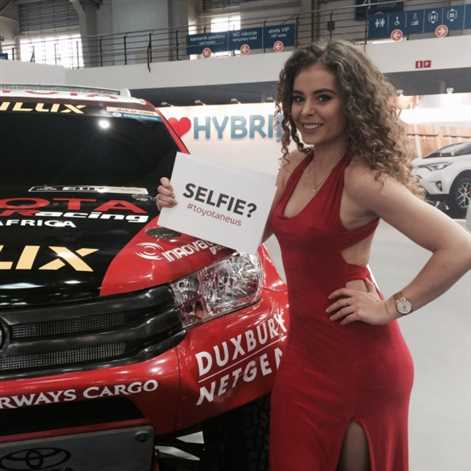 Poznań Motor Show 2016: nowości Toyoty i… selfie