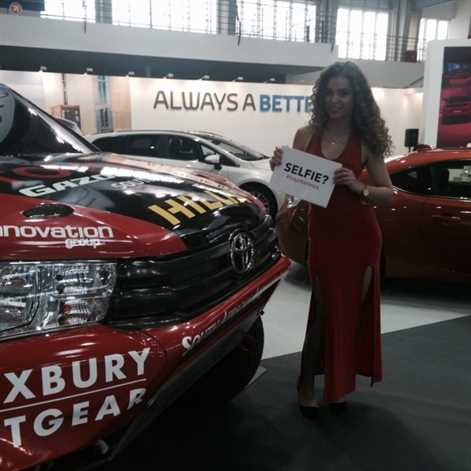 Poznań Motor Show 2016: nowości Toyoty i… selfie