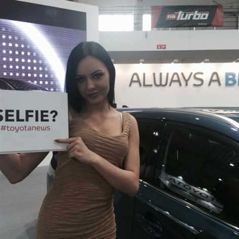 Poznań Motor Show 2016: nowości Toyoty i… selfie