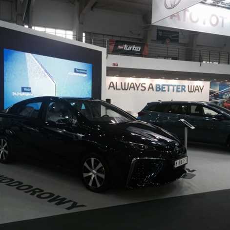 Poznań Motor Show 2016: nowości Toyoty i… selfie