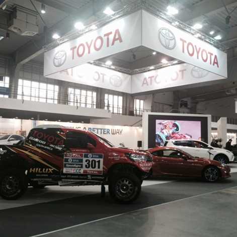 Poznań Motor Show 2016: nowości Toyoty i… selfie