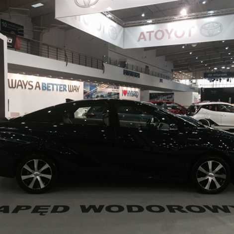 Poznań Motor Show 2016: nowości Toyoty i… selfie