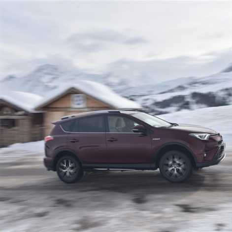 Premiera Toyoty Prius i RAV4 Hybrid. Dni Otwarte 9-10 kwietnia 