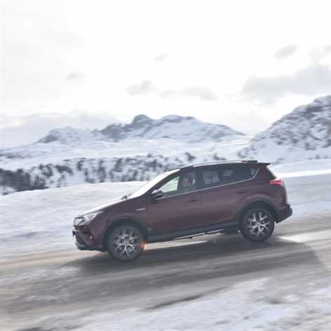 Premiera Toyoty Prius i RAV4 Hybrid. Dni Otwarte 9-10 kwietnia 