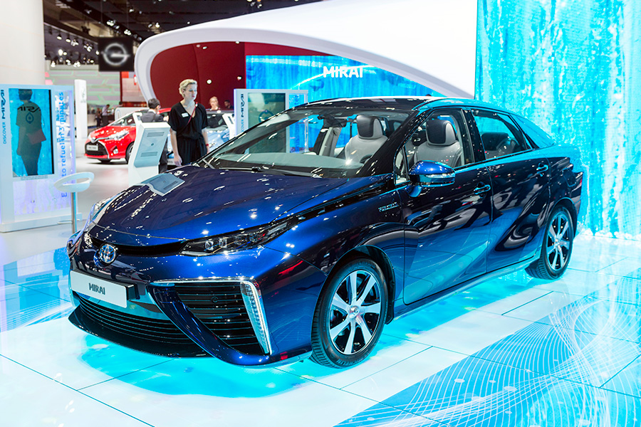Toyota Mirai na Salonie Samochodowym we Frankfurcie – zobacz relację video