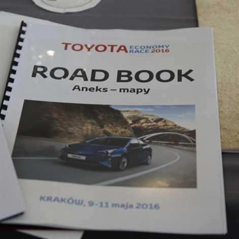 Toyota Economy Race 2016: ile pali nowy Prius?