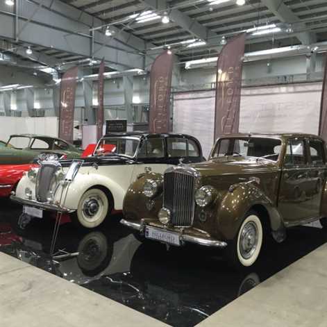 Auto Nostalgia: klasyki w Warszawie