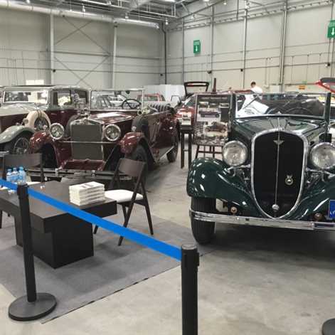 Auto Nostalgia: klasyki w Warszawie